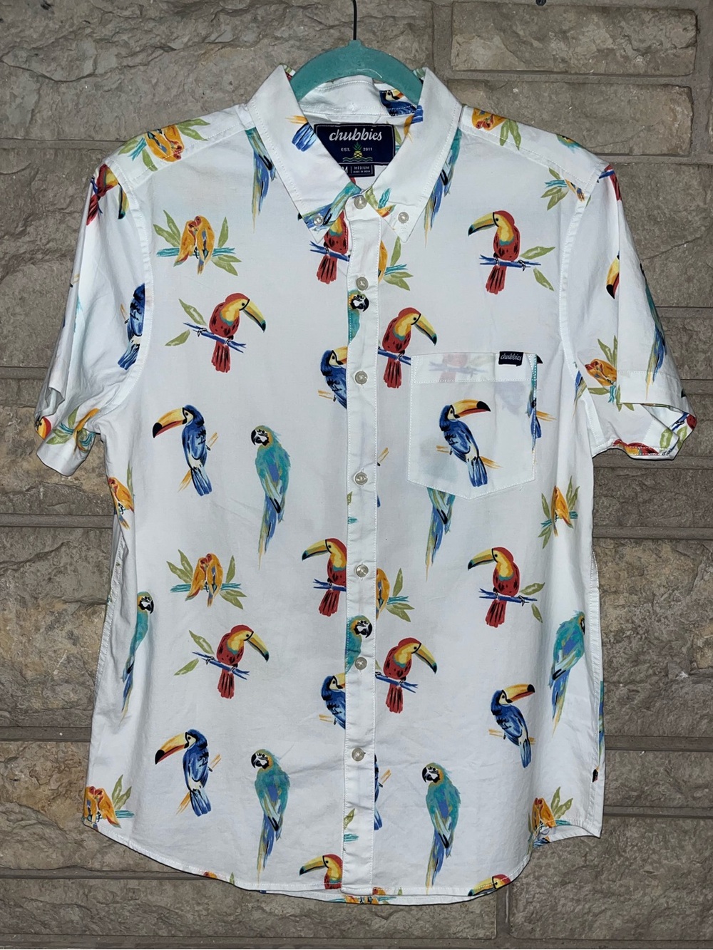 Chubbies Men’s Toucan Birds Shirt Button Down Short Sleeve WHT/Multi Pocket MED